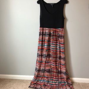 Daisy Fuentes colorful maxi dress